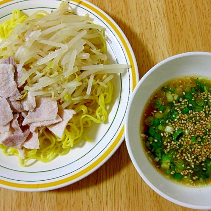 豚肉ともやしのつけ麺